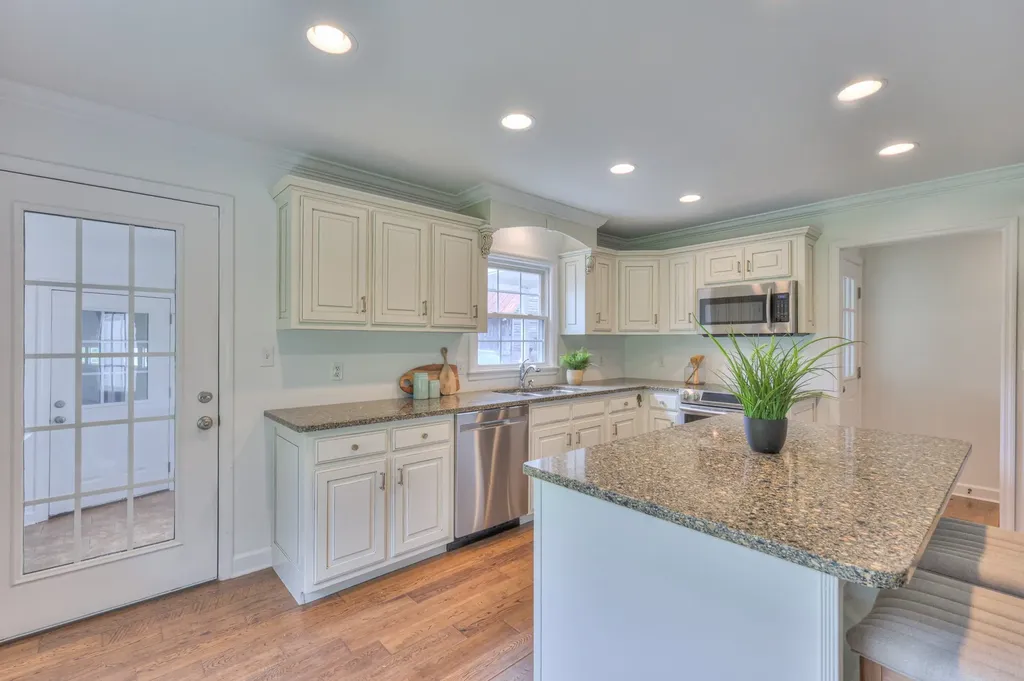 4861 Bethesda Road Thompsons Station TN 37179
