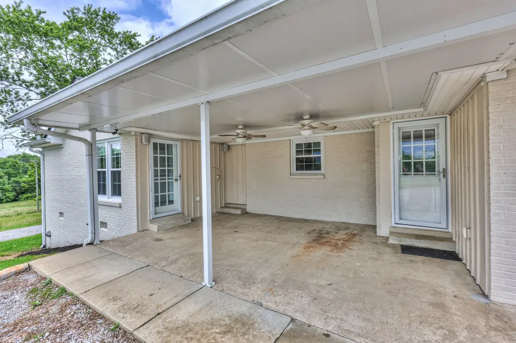 4861 Bethesda Road Thompsons Station TN 37179