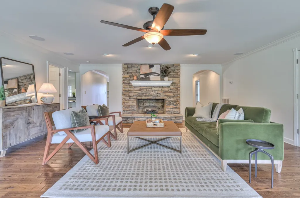 4861 Bethesda Road Thompsons Station TN 37179