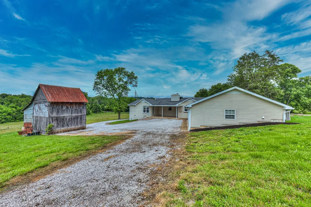 4861 Bethesda Road Thompsons Station TN 37179