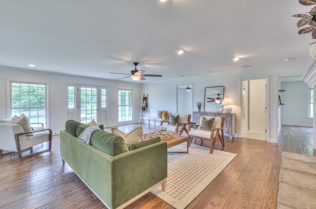 4861 Bethesda Road Thompsons Station TN 37179