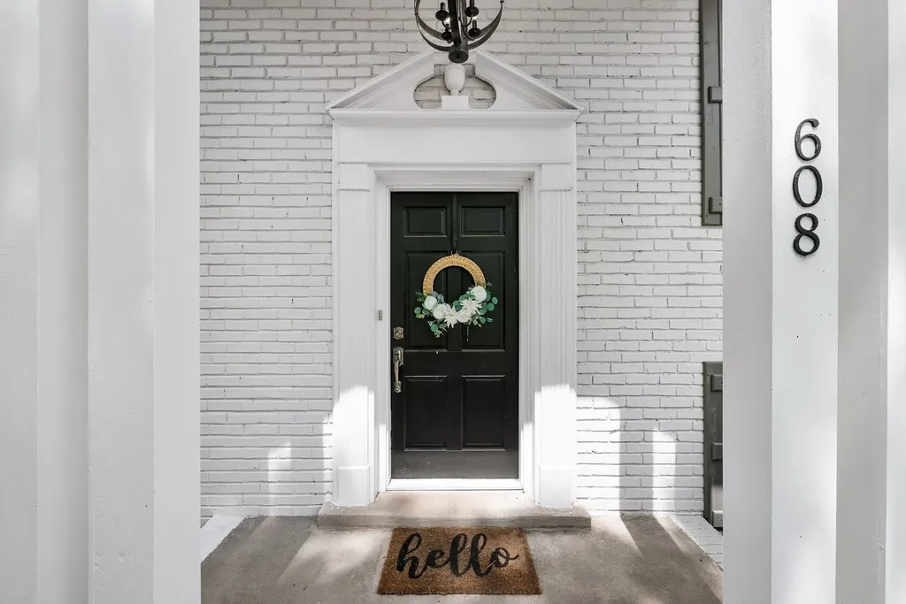 608 Harpeth Pkwy, E Nashville TN 37221