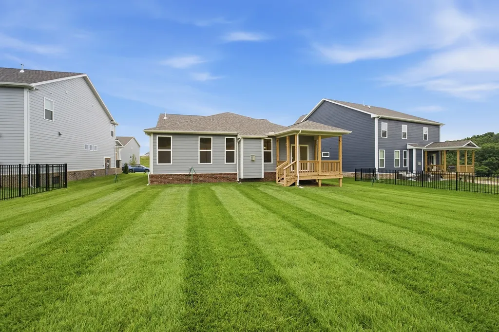 888 Joe Miller Drive Hendersonville TN 37075
