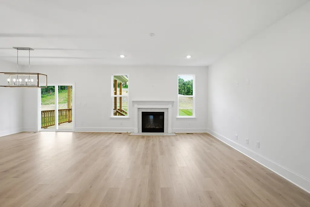 888 Joe Miller Drive Hendersonville TN 37075
