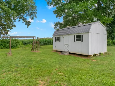 4237 Old Alto Highway Decherd TN 37324