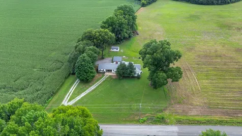 4237 Old Alto Highway Decherd TN 37324