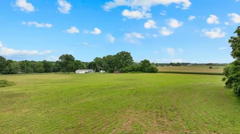 4237 Old Alto Highway Decherd TN 37324