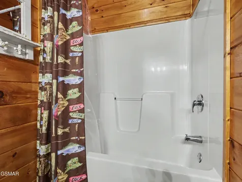 1944 E Mountain Way Sevierville TN 37876