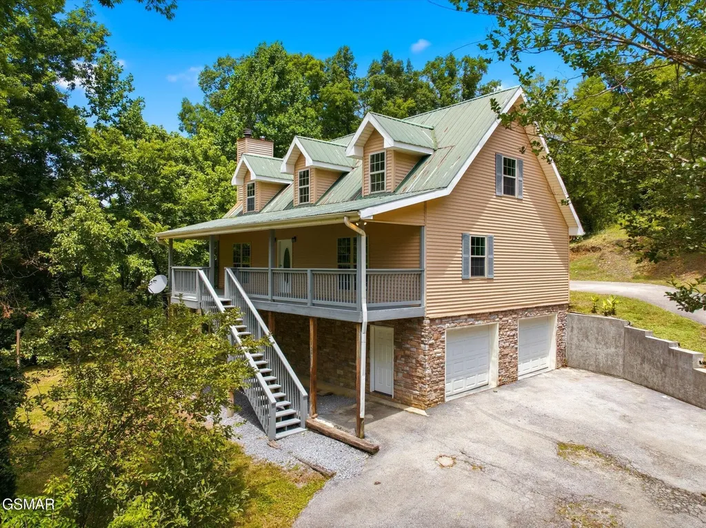 1134 Deer Trail Way Seymour TN 37865