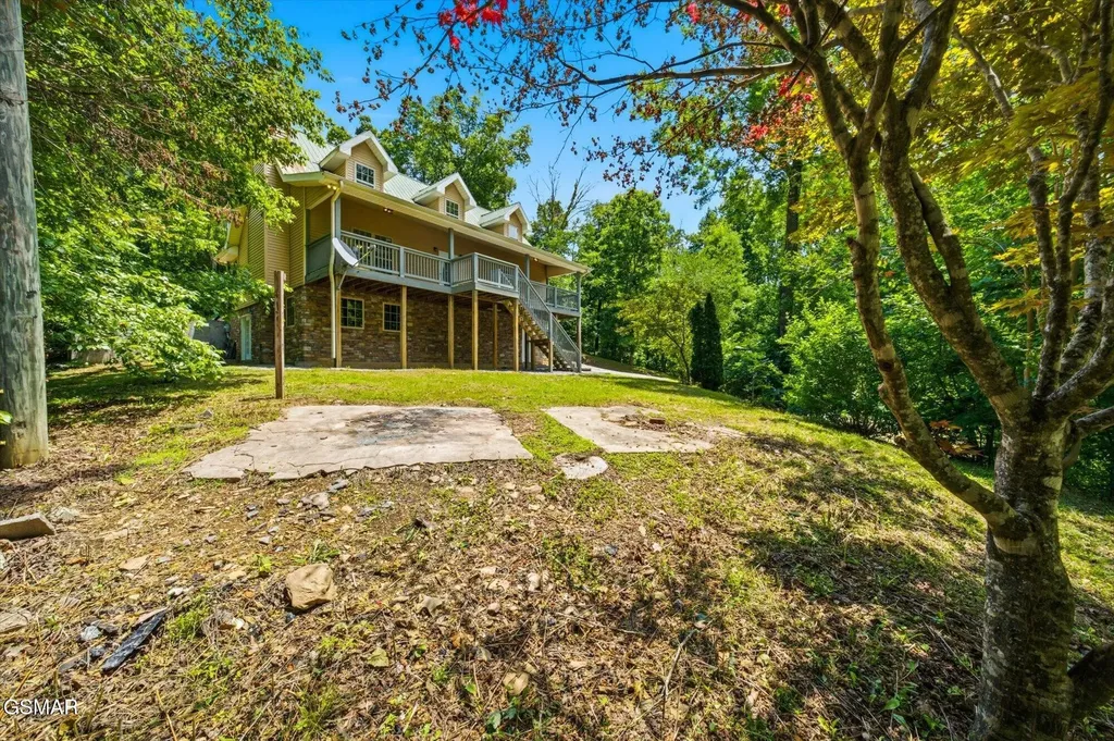 1134 Deer Trail Way Seymour TN 37865