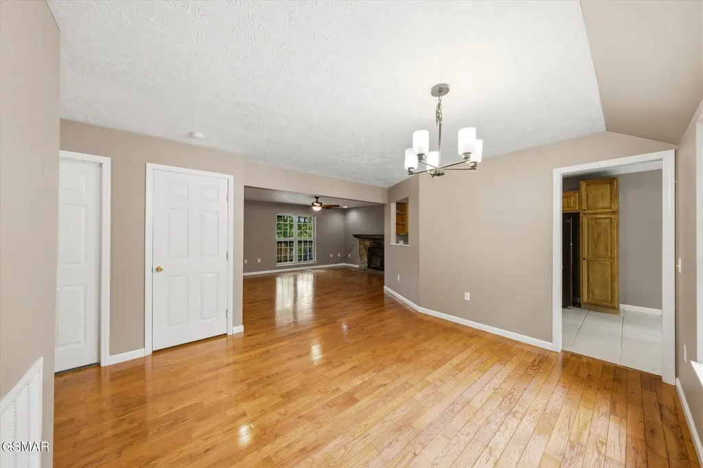 1134 Deer Trail Way Seymour TN 37865