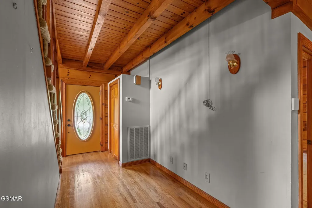 2452 Skyview Way Dandridge TN 37725