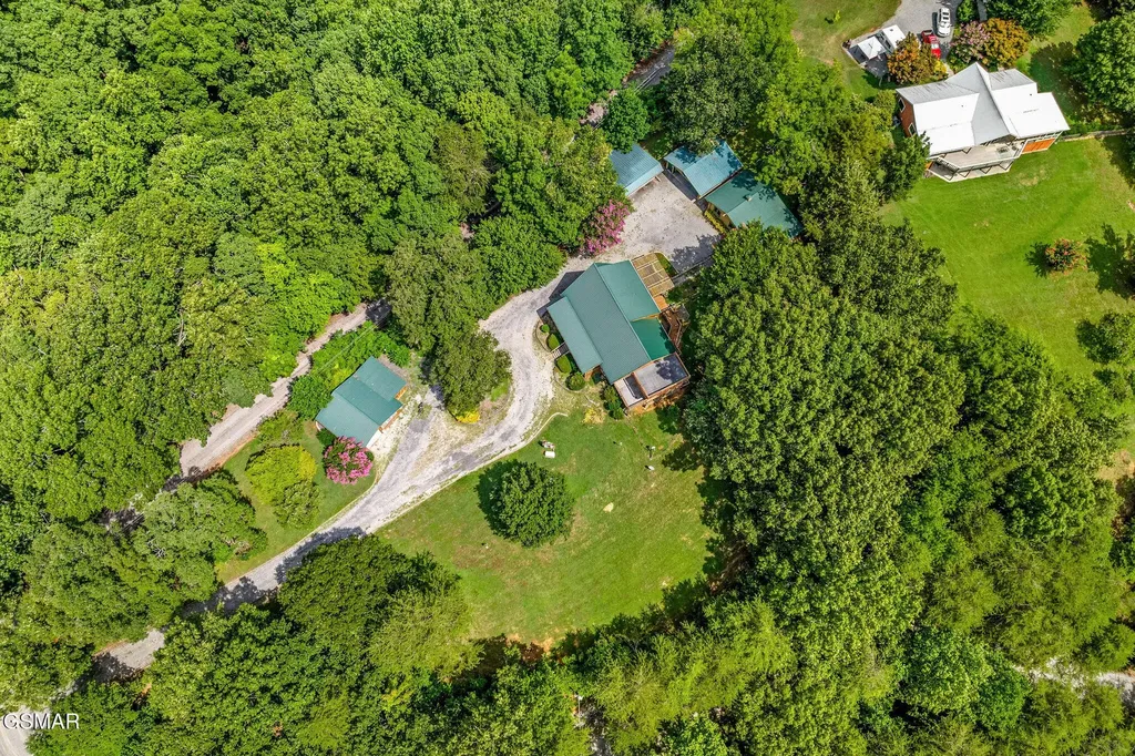 2452 Skyview Way Dandridge TN 37725