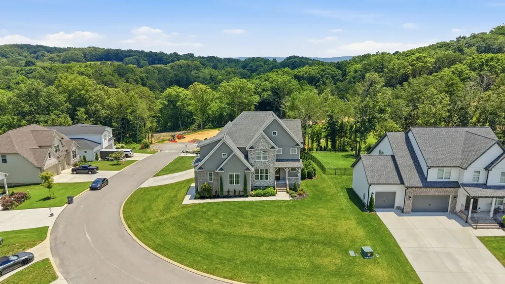5987 Cashmere Harrison TN 37341