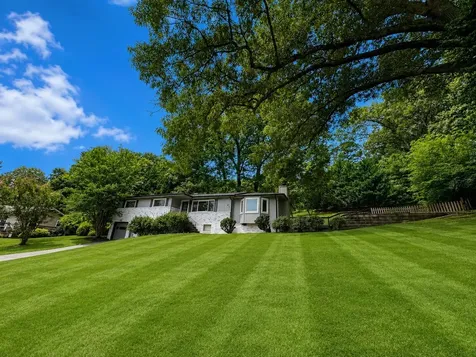 1021 Elaine Trail Chattanooga TN 37421