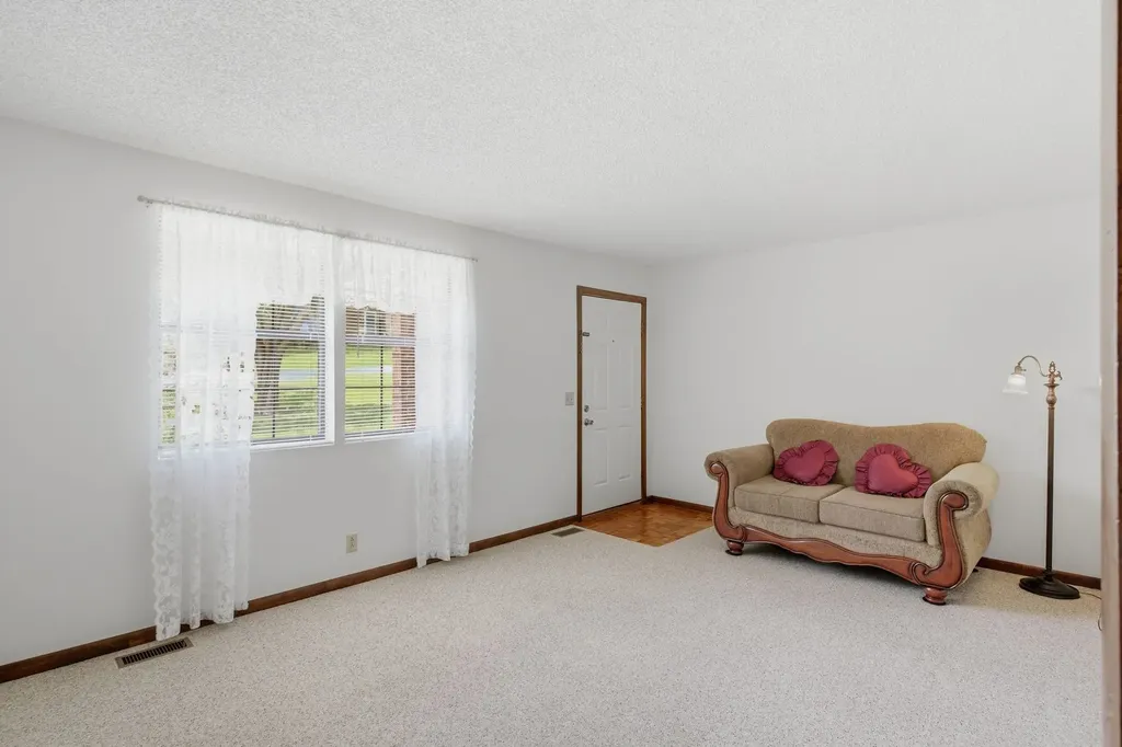 4778 A B Trenton Drive Hermitage TN 37076