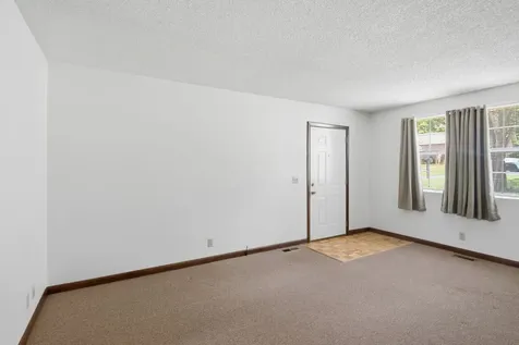 4778 A B Trenton Drive Hermitage TN 37076