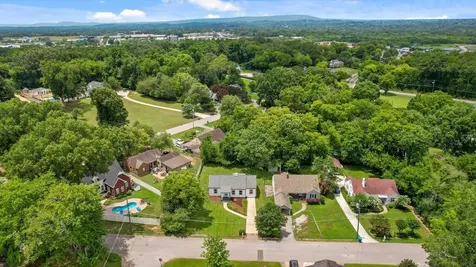 109 Anderson Drive Chattanooga TN 37421