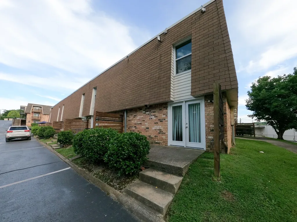 370 Wallace Road Nashville TN 37211