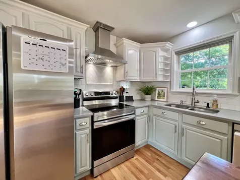 111 Gus Wallace Road Bumpus Mills TN 37028