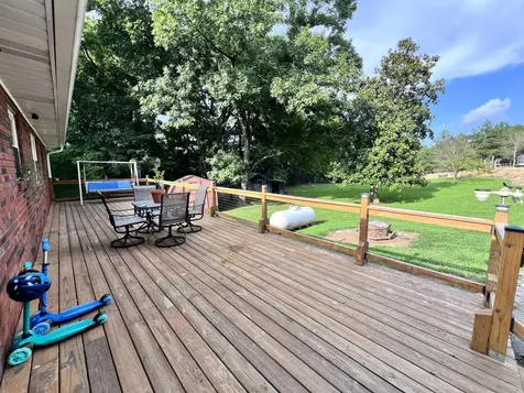 111 Gus Wallace Road Bumpus Mills TN 37028
