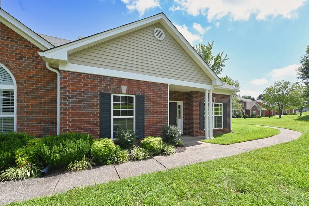 5 Hosier Court Lebanon TN 37087
