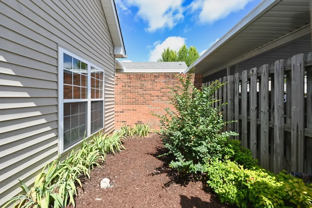 5 Hosier Court Lebanon TN 37087