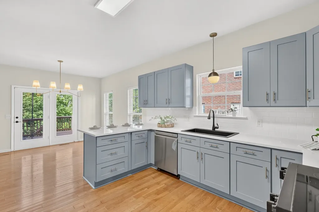 6733 Sugar Hill Drive Nashville TN 37211
