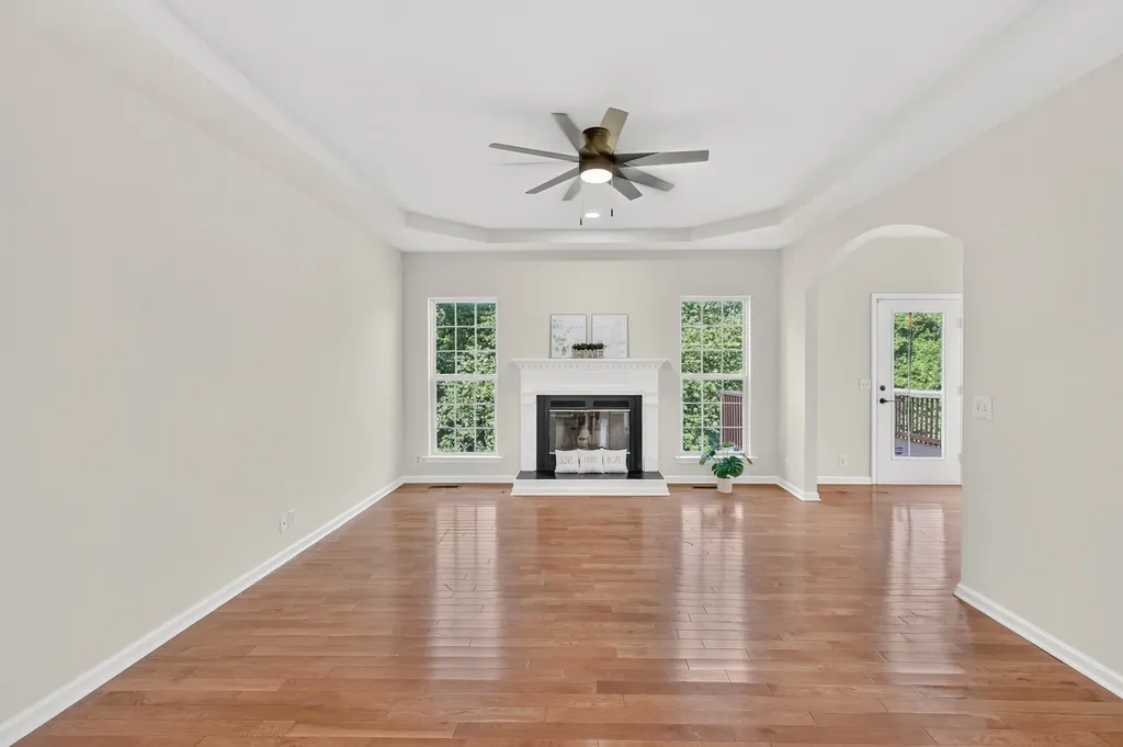 6733 Sugar Hill Drive Nashville TN 37211