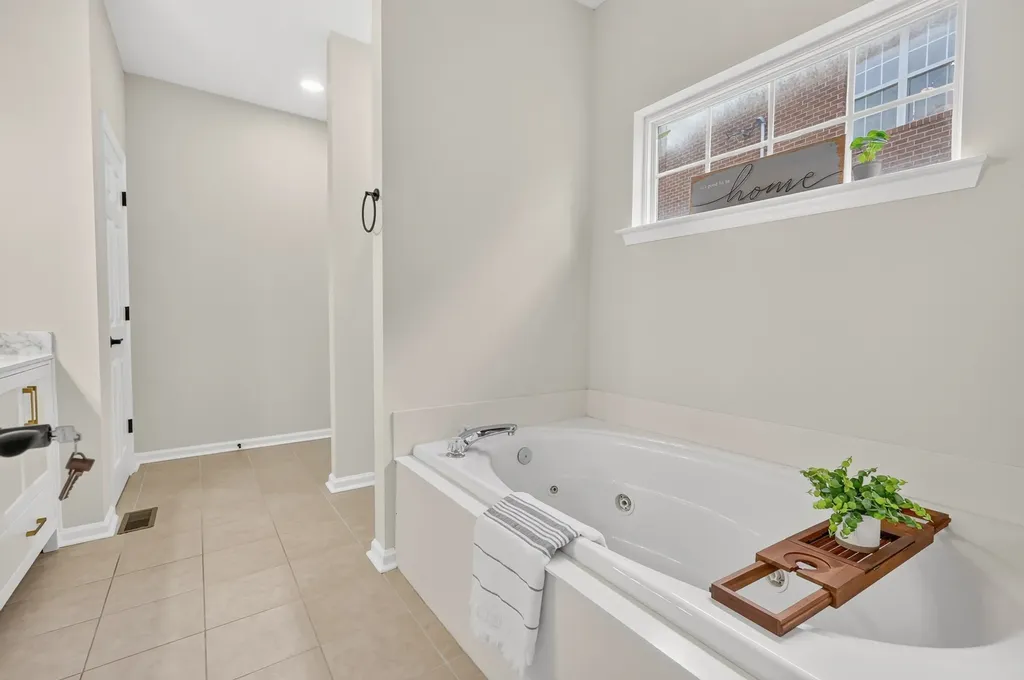 6733 Sugar Hill Drive Nashville TN 37211