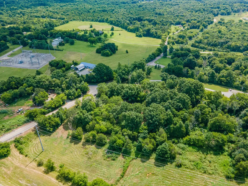 2981 Duplex Road Spring Hill TN 37174