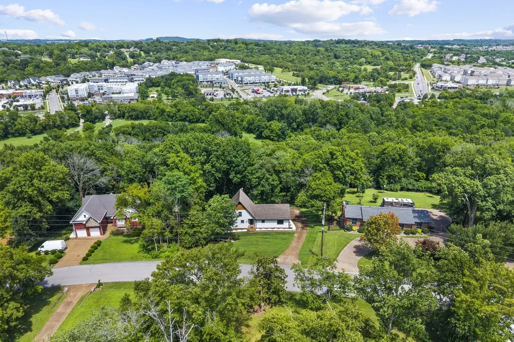 145 Forest Trail Brentwood TN 37027