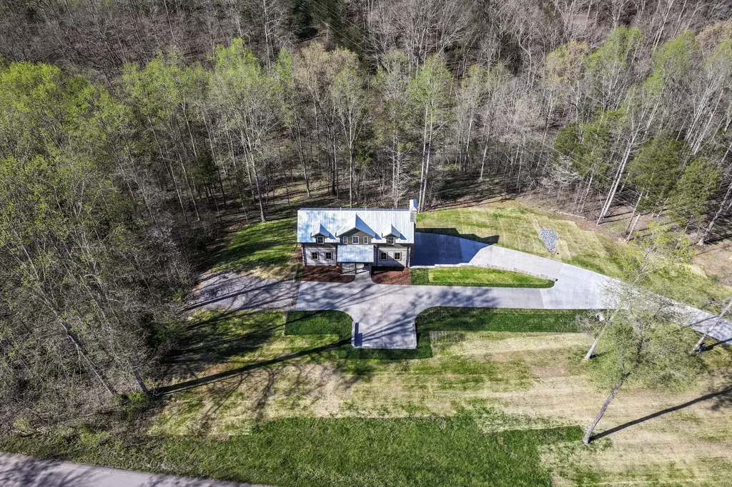 7454 Sugar Camp Hollow Road Fairview TN 37062