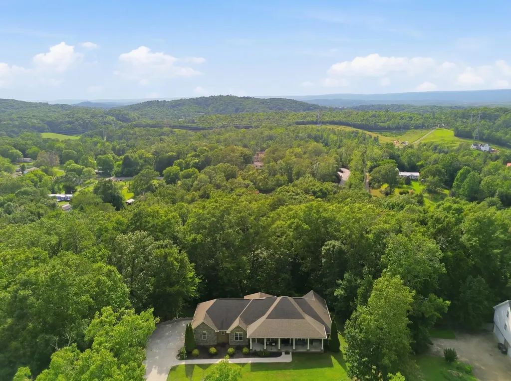 7311 Creek Ridge Drive Harrison TN 37341