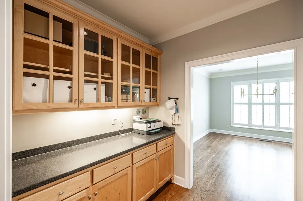 2224 Harding Place Nashville TN 37215