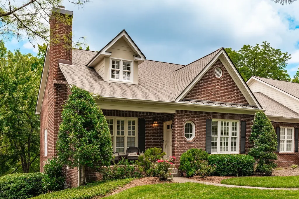 2224 Harding Place Nashville TN 37215