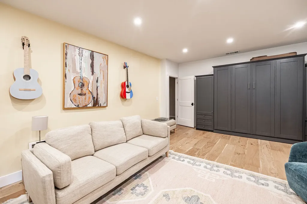 2224 Harding Place Nashville TN 37215