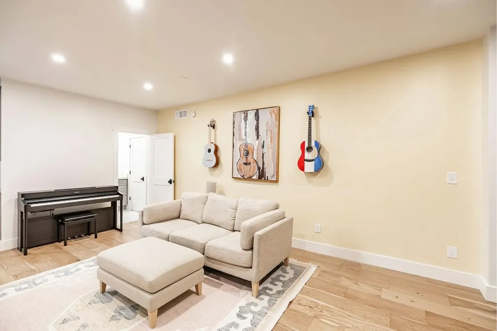2224 Harding Place Nashville TN 37215