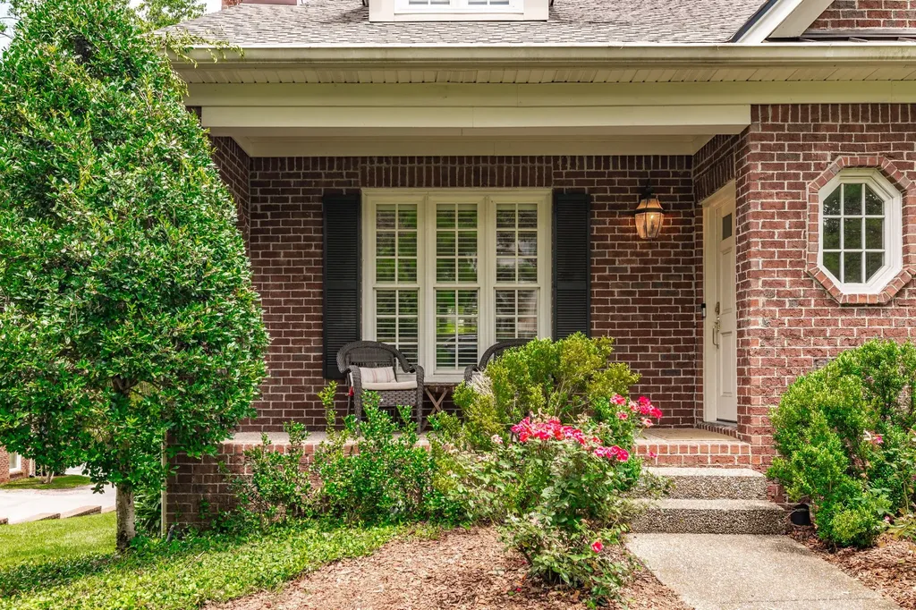 2224 Harding Place Nashville TN 37215