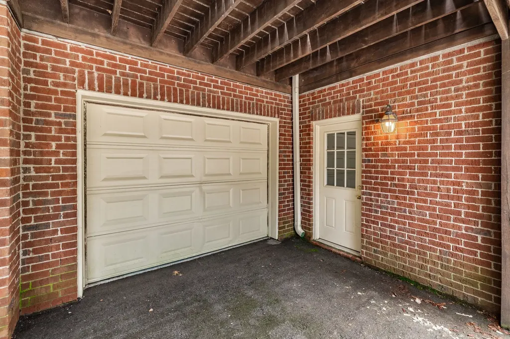 2224 Harding Place Nashville TN 37215