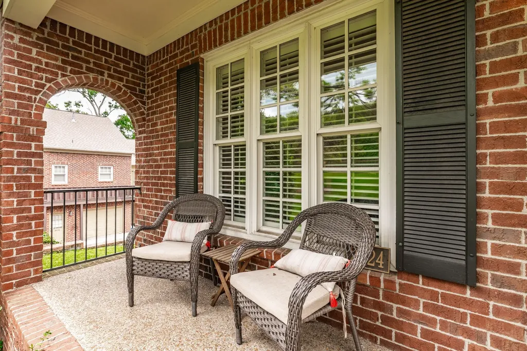 2224 Harding Place Nashville TN 37215