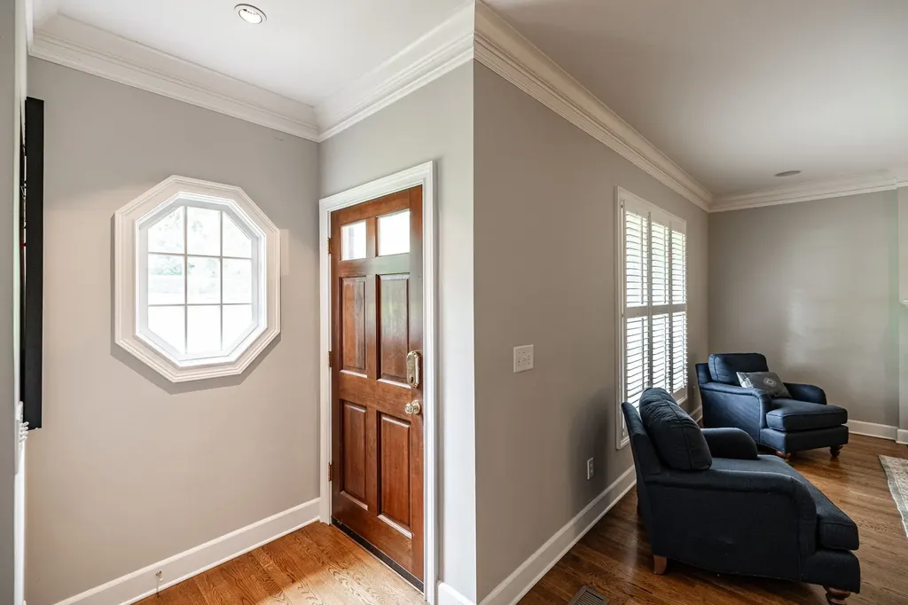2224 Harding Place Nashville TN 37215