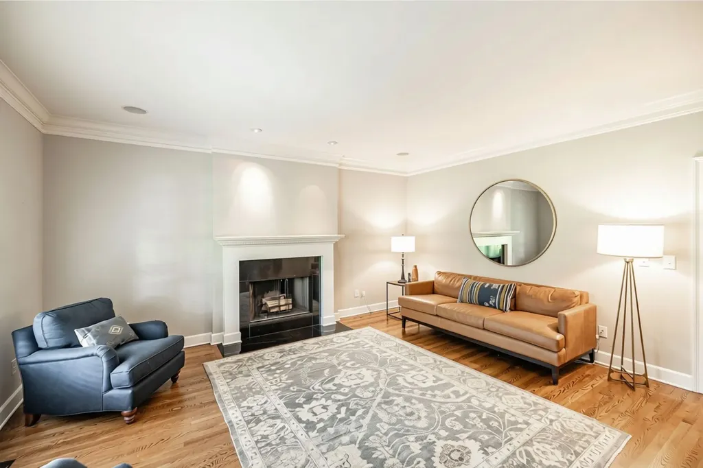 2224 Harding Place Nashville TN 37215