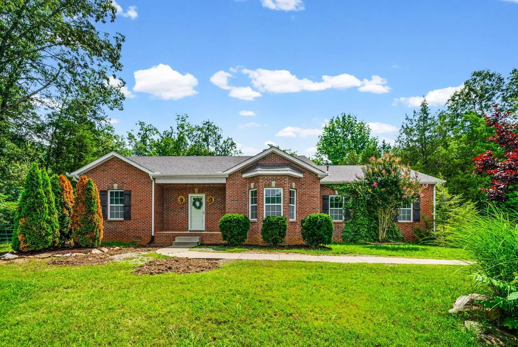 1145 Bagwell Road Clarksville TN 37043