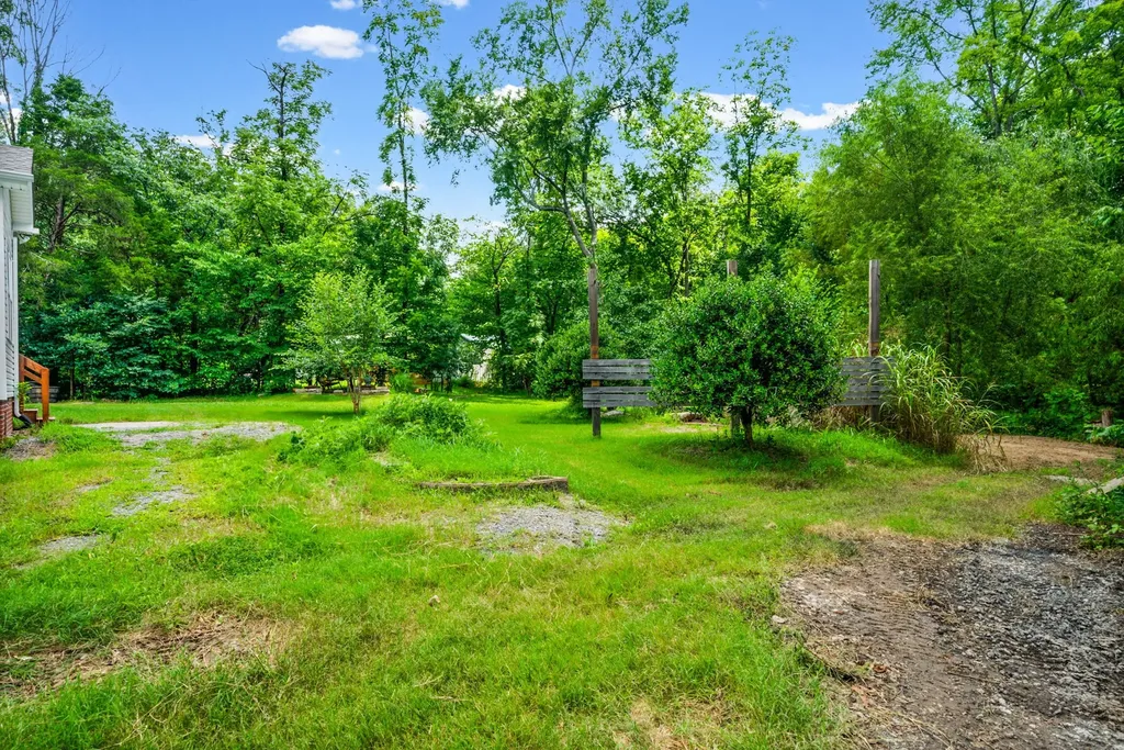 1145 Bagwell Road Clarksville TN 37043