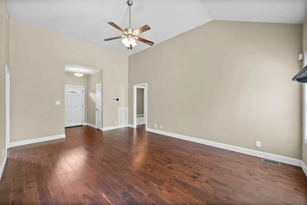 1145 Bagwell Road Clarksville TN 37043