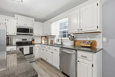 115 Pin Oaks Lane Hohenwald TN 38462