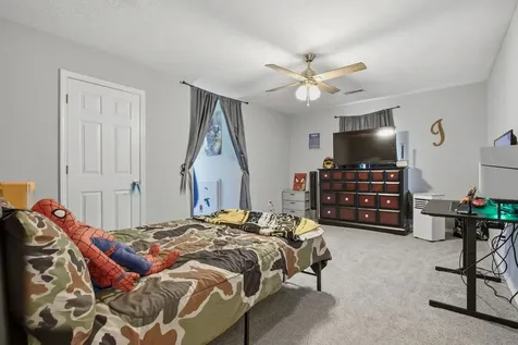 115 Pin Oaks Lane Hohenwald TN 38462