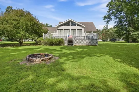 115 Pin Oaks Lane Hohenwald TN 38462