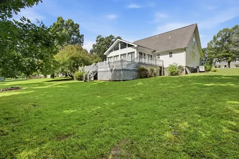 115 Pin Oaks Lane Hohenwald TN 38462